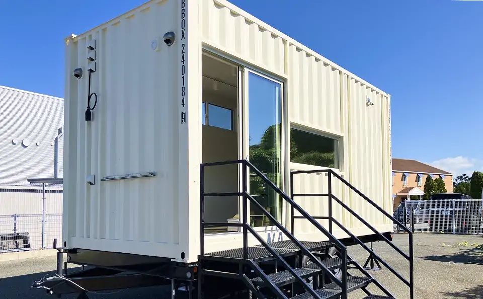 建築基準法に準拠したコンテナ採用